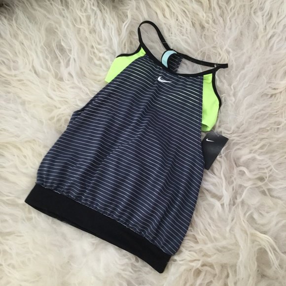 NIKE SWIM WOMEN’S LAYERED SPORT TANKINI - Picture 2 of 7